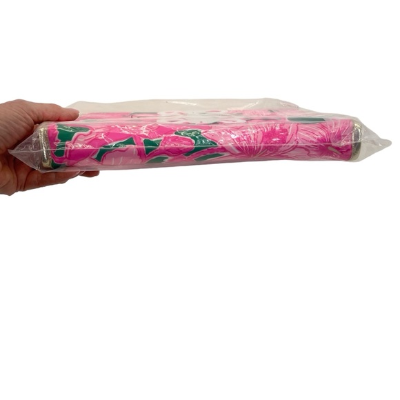 NWT Lilly Pulitzer “Hibis Kiss” Envelope Pouch Clutch Purse OS Pink/Green - Picture 8 of 9